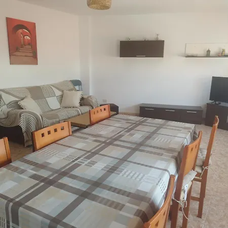 Vivienda 2 Sin Ascensor Διαμέρισμα *