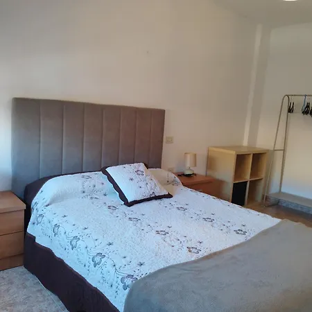 Vivienda 2 Sin Ascensor Διαμέρισμα
